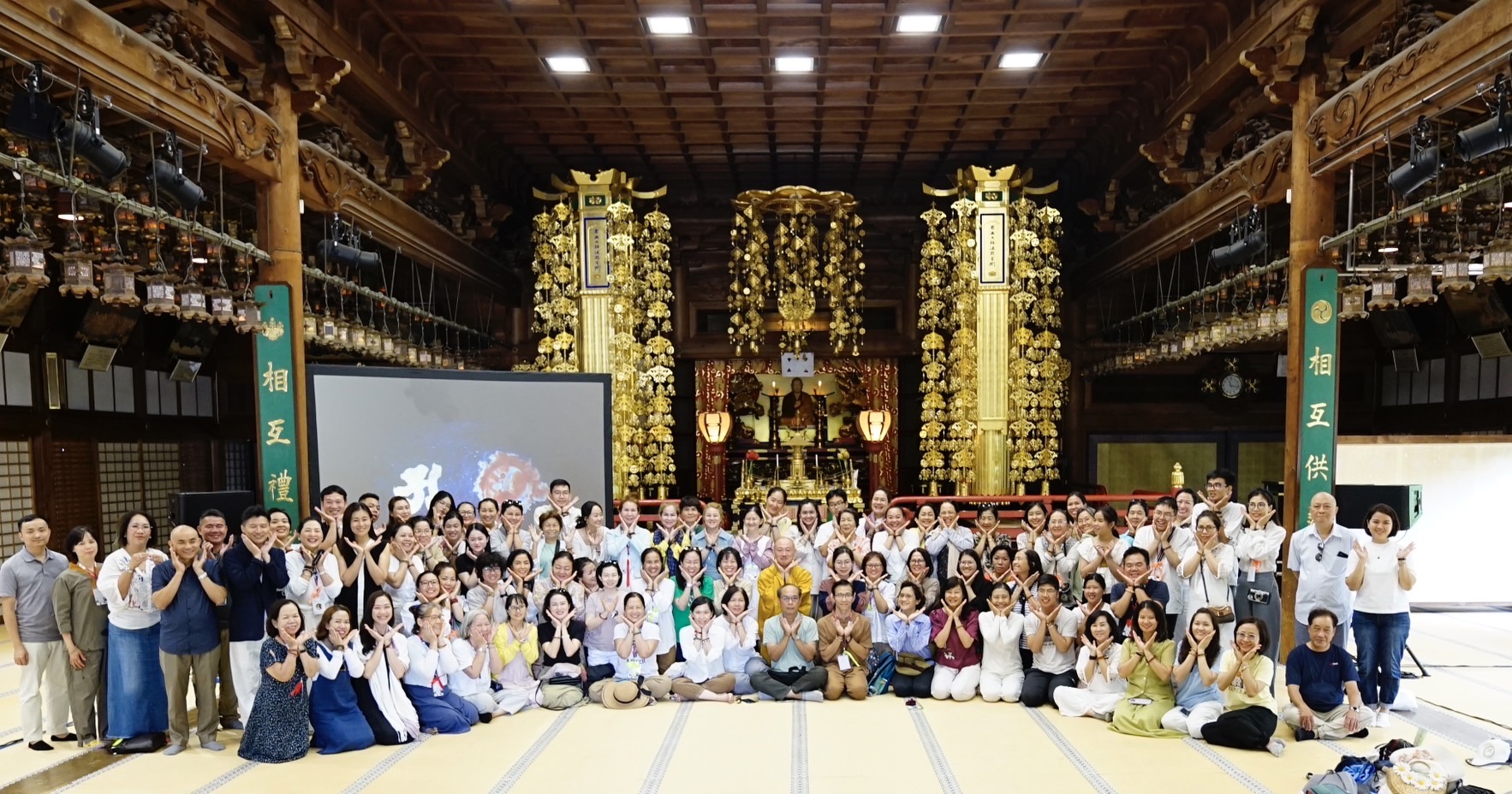 Participants gathered for a group portrait after a programme